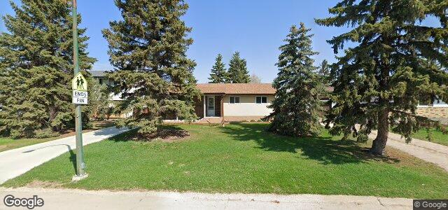 Photo of 43 Willow Point Road in Winnipeg, Manitoba