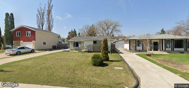 Larawan ng 51 Fallbrook Bay sa Winnipeg, Manitoba