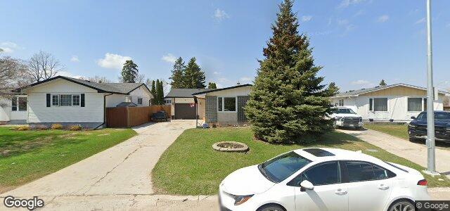 Larawan ng 6 Pine Bluff Road sa Winnipeg, Manitoba