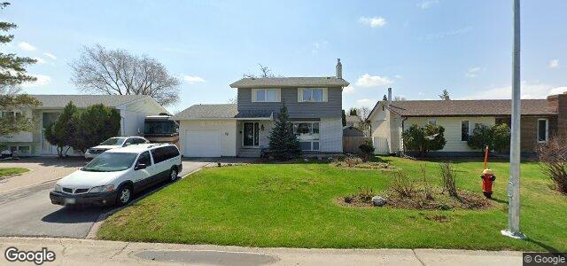 Larawan ng 66 Pine Bluff Road sa Winnipeg, Manitoba