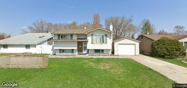 Larawan ng 80 Fallbrook Bay sa Winnipeg, Manitoba