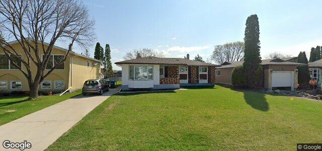 Photo of 82 Willow Point Road in Winnipeg, Manitoba