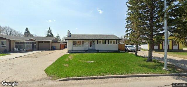 Larawan ng 852 Niakwa Road sa Winnipeg, Manitoba