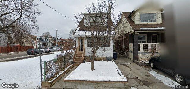 Larawan ng 15 Barrington Avenue sa Winnipeg, Manitoba