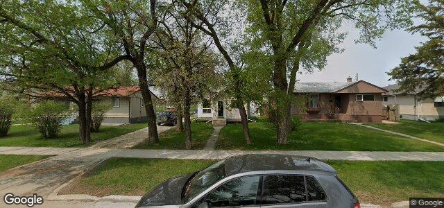 Larawan ng 19 St Vital Road sa Winnipeg, Manitoba