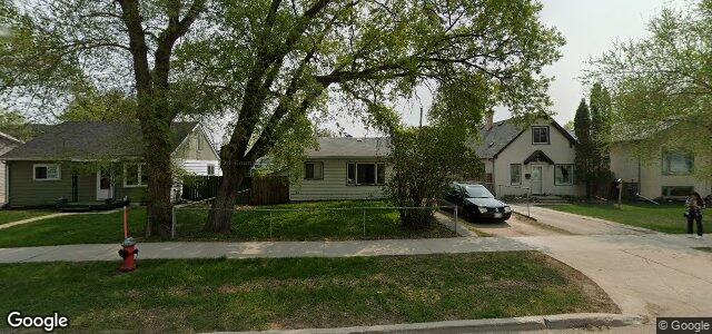 Larawan ng 20 St Vital Road sa Winnipeg, Manitoba