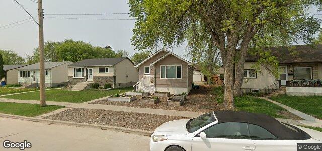 Larawan ng 21 Oustic Avenue W sa Winnipeg, Manitoba