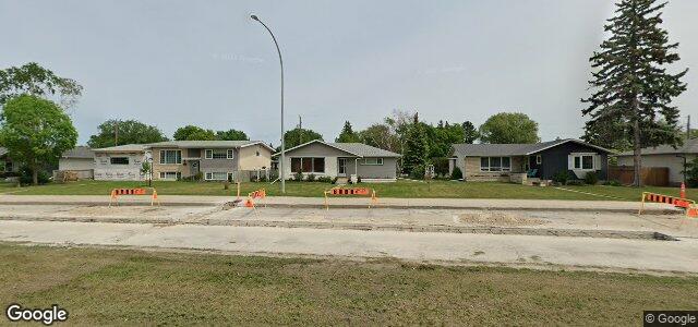 Larawan ng 241 Dunkirk Drive sa Winnipeg, Manitoba