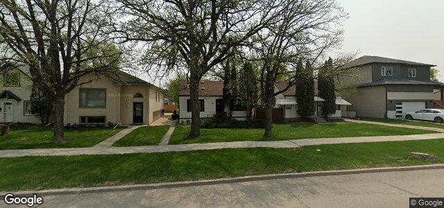 Larawan ng 26 St Vital Road sa Winnipeg, Manitoba