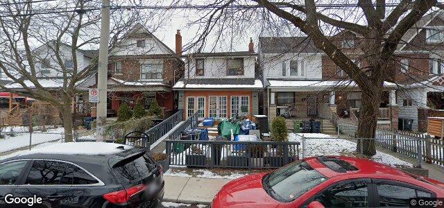 Larawan ng 28 Barrington Avenue sa Winnipeg, Manitoba