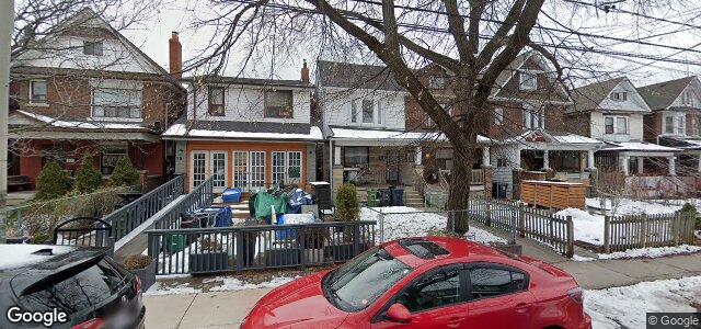 Larawan ng 30 Barrington Avenue sa Winnipeg, Manitoba