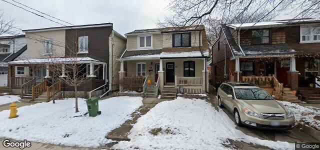 Larawan ng 31 Barrington Avenue sa Winnipeg, Manitoba