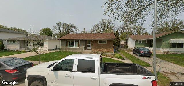 Larawan ng 31 Bronstone Boulevard sa Winnipeg, Manitoba