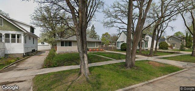 Larawan ng 33 Nichol Avenue sa Winnipeg, Manitoba
