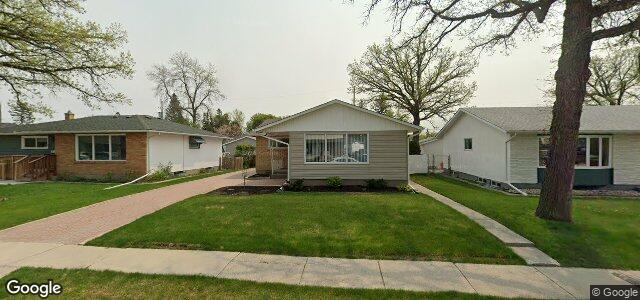 Larawan ng 34 Bronstone Boulevard sa Winnipeg, Manitoba