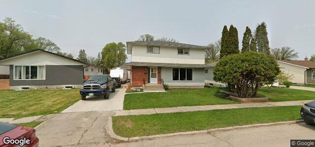 Larawan ng 35 Bronstone Boulevard sa Winnipeg, Manitoba