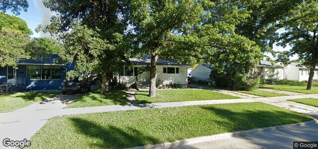 Larawan ng 53 St Vital Road sa Winnipeg, Manitoba