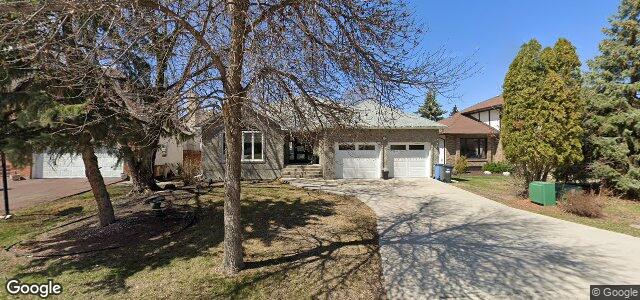 Larawan ng 127 Normand Park Drive sa Winnipeg, Manitoba