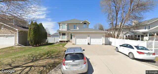 Larawan ng 33 Brambleforde Crescent sa Winnipeg, Manitoba