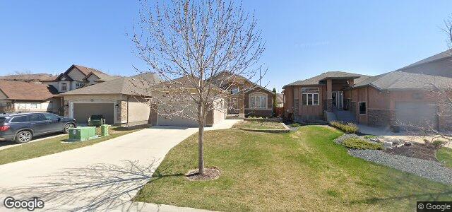 Larawan ng 33 Mardena Crescent sa Winnipeg, Manitoba