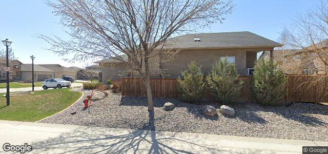 Larawan ng 42 Mardena Crescent sa Winnipeg, Manitoba