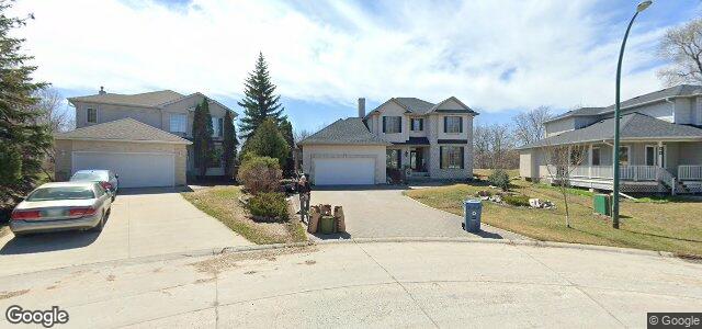 Larawan ng 50 Brambleforde Crescent sa Winnipeg, Manitoba