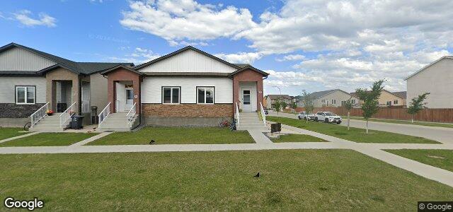 Larawan ng 90 Hazelton Drive sa Winnipeg, Manitoba