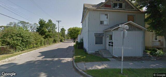 Larawan ng 104 Lisgar Avenue sa Winnipeg, Manitoba