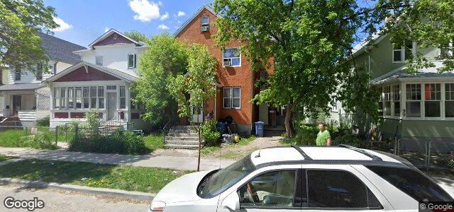 Larawan ng 105 Hallet Street sa Winnipeg, Manitoba