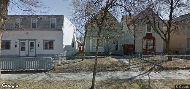 Larawan ng 112 Lorne Avenue sa Winnipeg, Manitoba