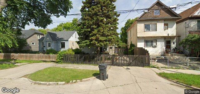 Larawan ng 121 Selkirk Avenue sa Winnipeg, Manitoba