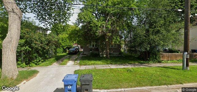Photo of 129 Selkirk Avenue in Winnipeg, Manitoba