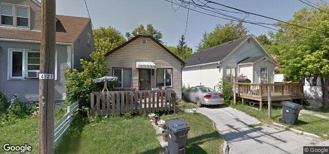 Larawan ng 131 Lisgar Avenue sa Winnipeg, Manitoba