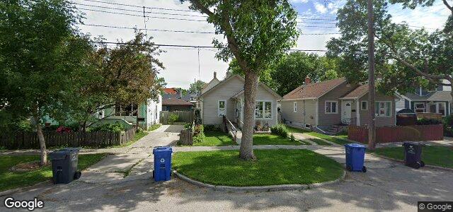 Larawan ng 131 Magnus Avenue sa Winnipeg, Manitoba