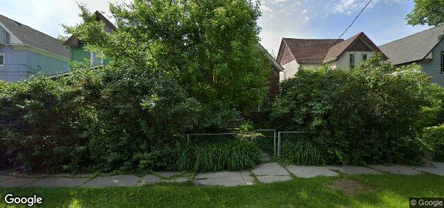 Larawan ng 132 Selkirk Avenue sa Winnipeg, Manitoba