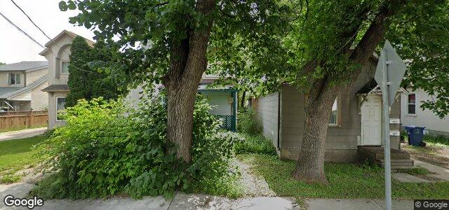 Larawan ng 135 Syndicate Street sa Winnipeg, Manitoba