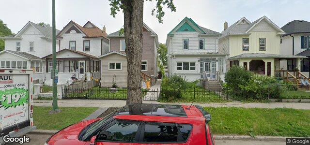 Larawan ng 137 Burrows Avenue sa Winnipeg, Manitoba
