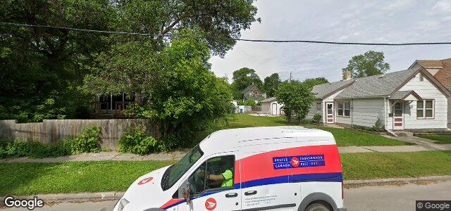 Larawan ng 140 Syndicate Street sa Winnipeg, Manitoba