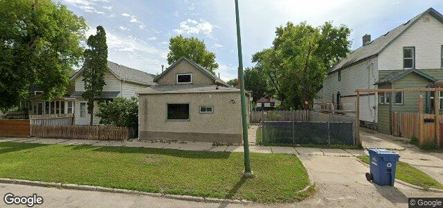 Larawan ng 141 Mcfarlane Street N sa Winnipeg, Manitoba