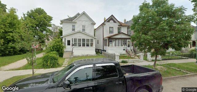 Larawan ng 143 Burrows Avenue sa Winnipeg, Manitoba