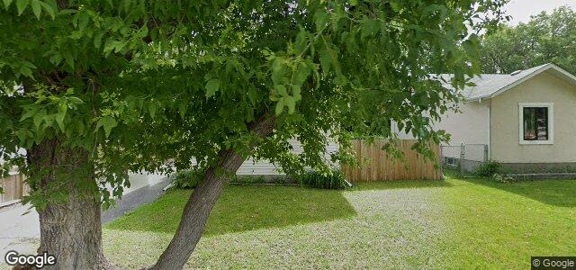 Larawan ng 145 Angus Street sa Winnipeg, Manitoba