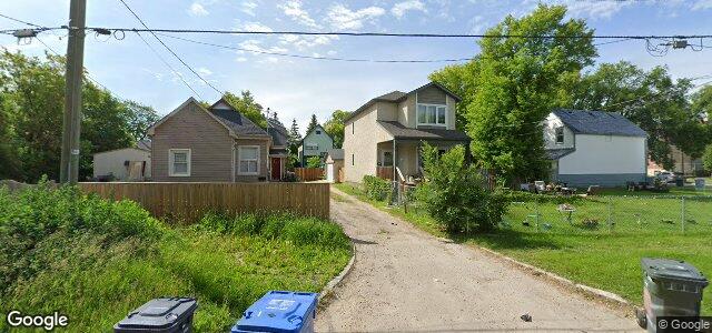 Larawan ng 152 Pritchard Avenue sa Winnipeg, Manitoba