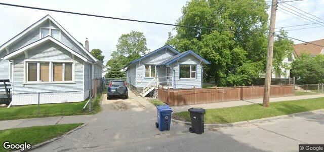 Larawan ng 154 Syndicate Street sa Winnipeg, Manitoba