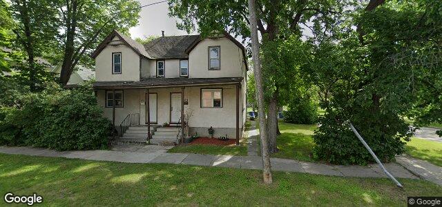 Larawan ng 169 Maple Street N sa Winnipeg, Manitoba