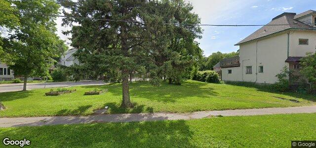 Larawan ng 181 Maple Street N sa Winnipeg, Manitoba