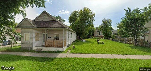 Larawan ng 185 Mcfarlane Street N sa Winnipeg, Manitoba