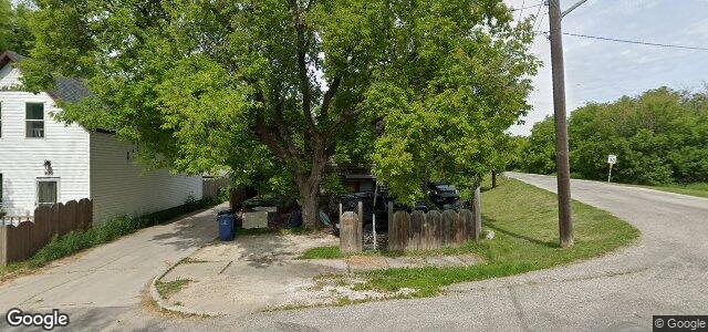 Larawan ng 192 Syndicate Street sa Winnipeg, Manitoba