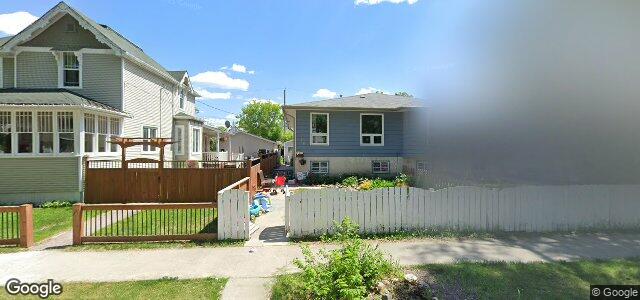 Larawan ng 70 Hallet Street sa Winnipeg, Manitoba