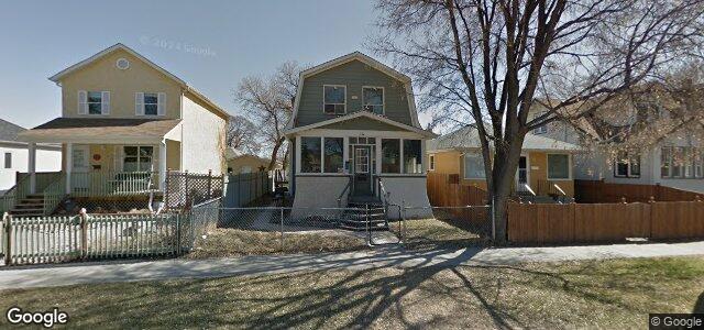 Larawan ng 74 Barber Street sa Winnipeg, Manitoba