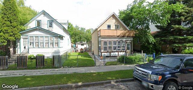 Larawan ng 75 Lusted Avenue sa Winnipeg, Manitoba